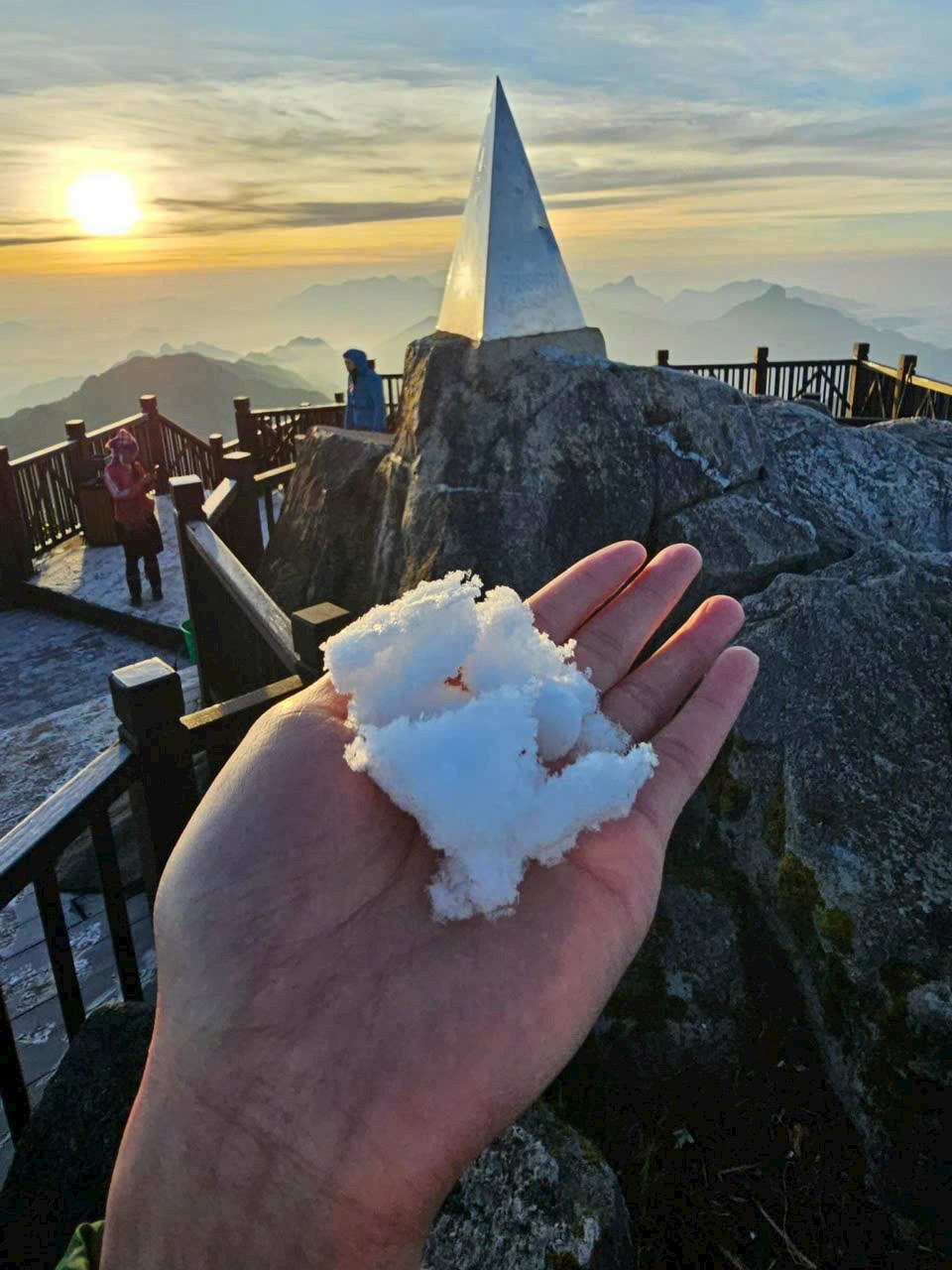 Tour Sapa - Điểm ngắm tuyết lọt top 10 hấp dẫn nhất châu Á 2023